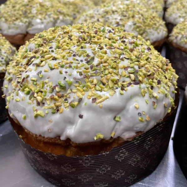 panettone-artigianale-al-pistacchio-con-crema-di-pistacchio-biscottificio-santa-fortunata